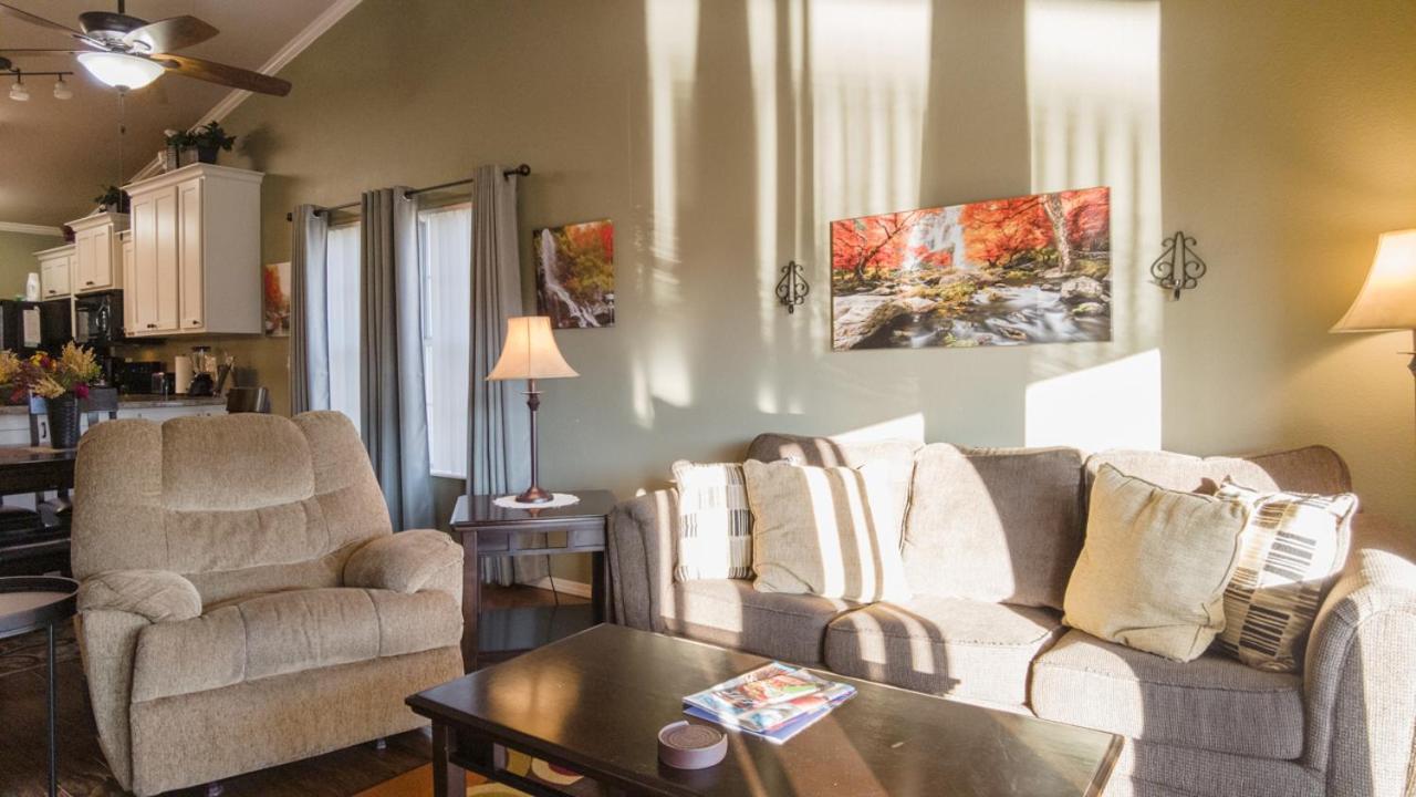 2Br Walk-In - Central Location - Free Tickets Included - Fc41-17 Branson Exterior photo
